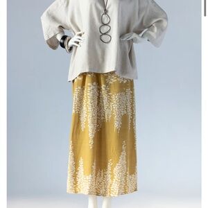 Kaliyana SIDE SPLIT SKIRT in Wisteria Papyrus, M (12-14), excellent condition